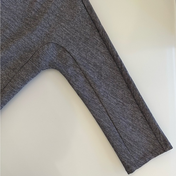 Banana Republic | Black & White Collarless Blazer | Size XL - Picture 10 of 16